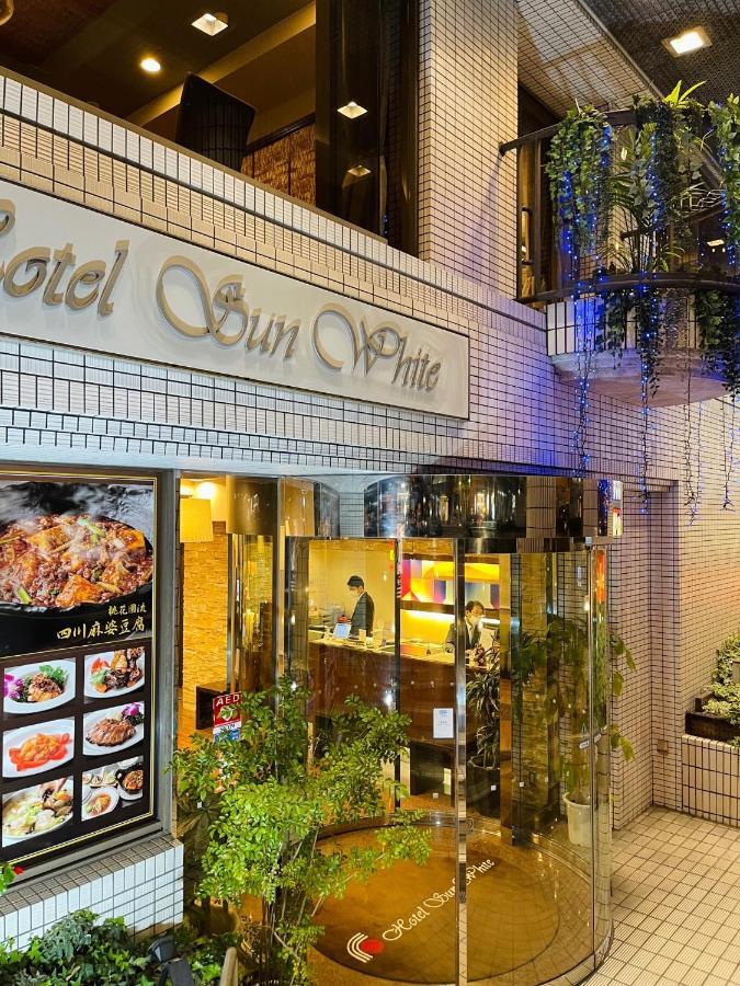 אוסקה Hotel Sun White מראה חיצוני תמונה